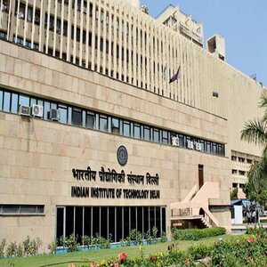 IIT Delhi, Bombay and Kanpur set to offer internship and sponsored M. Tech. Programmes to students from Ladakh