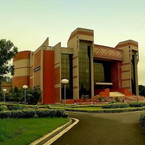 IIM Calcutta Launches Communication Strategies for Corporate Leaders Programme 