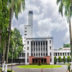 IIT Kharagpur and Virginia Tech Join Hands To Launch Certification Course In Business Analytics And AI