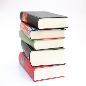 Students Shun New Textbooks to Reduce Education Expenses