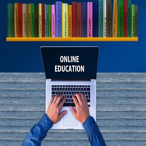 8 Ways Parents Can Help Their Child Succeed at Online School