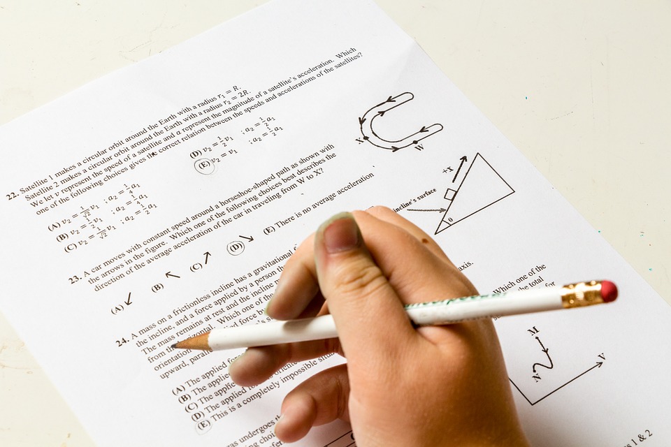 Top Ways to Deal with the Pressure of Competitive Exam