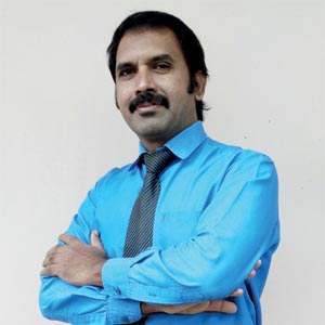 Dr.E.Venugopal,Principal