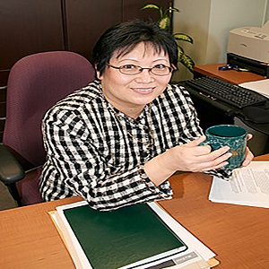 Dr. Cen Huang,Executive Director of International Relations & Recruitment & Assistant Vice-President