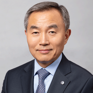 Kim Woo-seung,,President